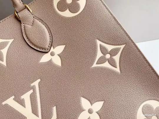 VUITTON MM ONTHEGO LOUIS 0417
